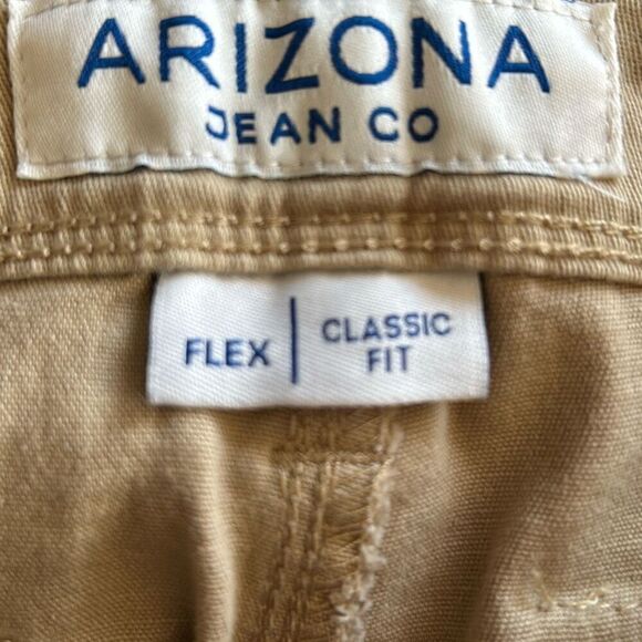 Arizona Jean Co Men’s Flex Classic Fit Cargo Shorts in Khaki Color Size 29 nwt ( - Picture 6 of 7